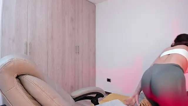  miamadison online show from 10.31.25