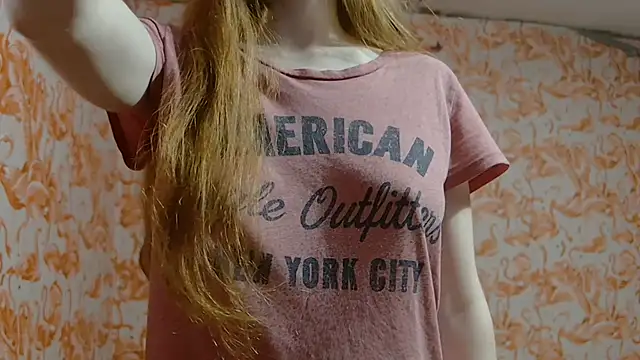 strawberrysmoothie online show from 11.25.25