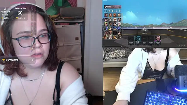 Snapshot of playvalorantwithmenow chatting on 11.08.25 playvalorantwithmenow online show from 11.08.25