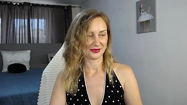 Vanessa Nowak online show from 06.13.26