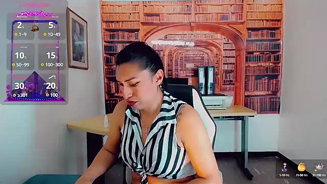 Snapshot of khiara_moretti chatting on 12.27.24 khiara moretti online show from 12.27.24