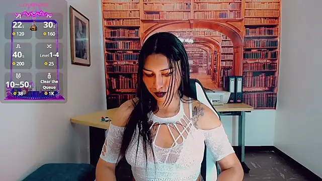 Snapshot of khiara_moretti chatting on 01.03.25 khiara moretti online show from 01.03.25