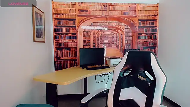 Snapshot of khiara_moretti chatting on 02.01.25 khiara moretti online show from 02.01.25