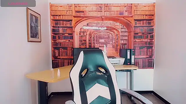 Snapshot of khiara_moretti chatting on 02.03.25 khiara moretti online show from 02.03.25