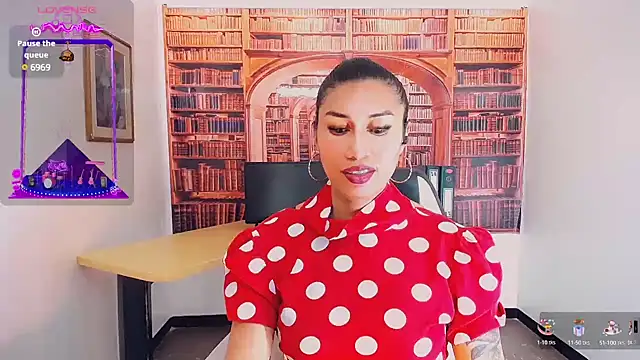 Snapshot of khiara_moretti chatting on 02.07.25 khiara moretti online show from 02.07.25