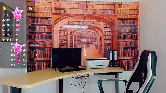 Snapshot of khiara_moretti chatting on 02.20.25 khiara moretti online show from 02.20.25