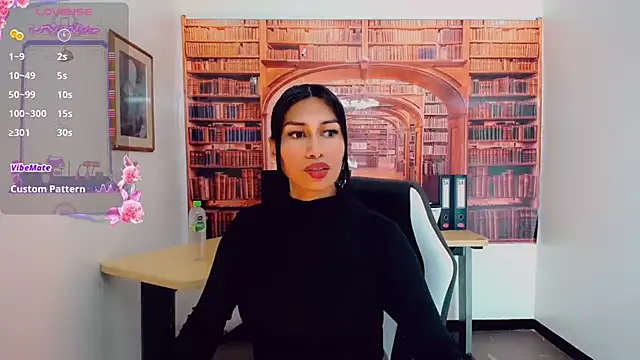 Snapshot of khiara_moretti chatting on 02.22.25 khiara moretti online show from 02.22.25