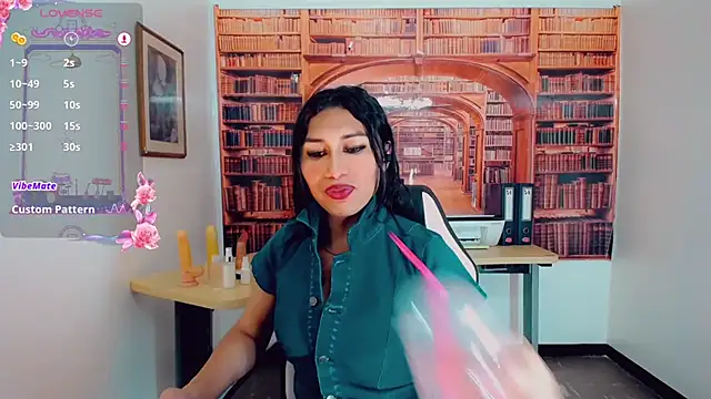 Snapshot of khiara_moretti chatting on 02.27.25 khiara moretti online show from 02.27.25