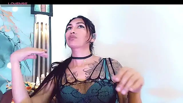 Snapshot of khiara_moretti chatting on 12.03.25 khiara moretti online show from 12.03.25