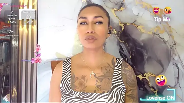 khiara moretti online show from 01.05.26