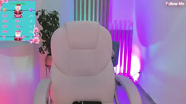 Agathaargent  online show from 12.17.24