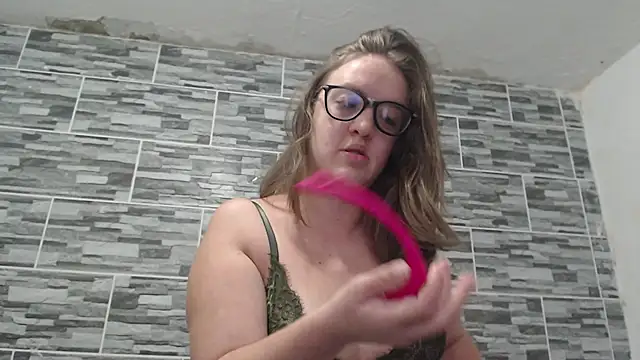 Snapshot of Venus_Santana chatting on 02.28.25 Venus Santana online show from 02.28.25