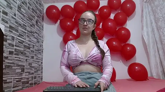 Snapshot of Venus_Santana chatting on 02.16.26 Venus Santana online show from 02.16.26