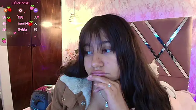 Snapshot of Miaa_Smiith1 chatting on 02.08.25 Miaa Smiith1 online show from 02.08.25