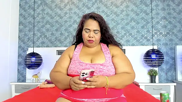 AshleyGrahams online show from 01.22.25