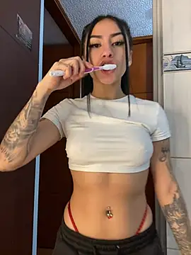 Snapshot of Bunny_sexy01 chatting on 02.14.26 Bunny sexy01 online show from 02.14.26