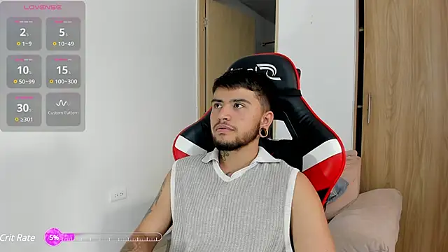 Snapshot of ftmphilip_ chatting on 01.11.25 ftmphilip online show from 01.11.25