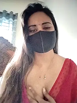 Snapshot of SimaRoy- chatting on 04.08.26 SimaRoy- online show from 04.08.26