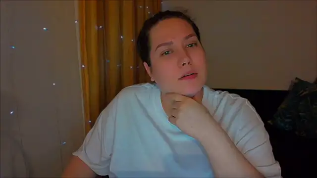 Snapshot of _madalexa_ chatting on 12.19.24  madalexa  online show from 12.19.24
