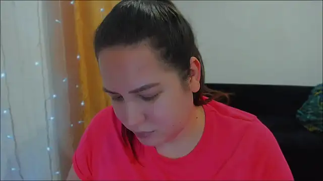Snapshot of _madalexa_ chatting on 10.17.25  madalexa  online show from 10.17.25