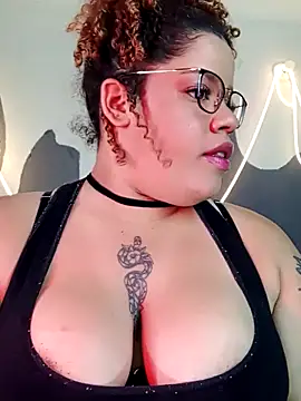 Snapshot of Dirty_sara17 chatting on 02.13.25 Dirty sara17 online show from 02.13.25