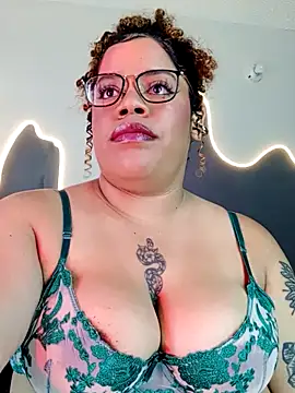 Snapshot of Dirty_sara17 chatting on 03.15.25 Dirty sara17 online show from 03.15.25