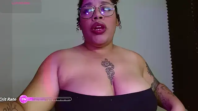 Snapshot of Dirty_sara17 chatting on 09.10.25 Dirty sara17 online show from 09.10.25