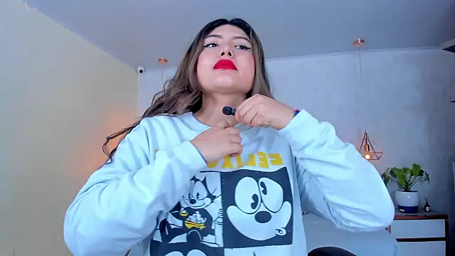 LARSONMIA online show from 02.18.25