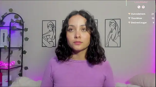 Megan Rodrigo online show from 01.31.25