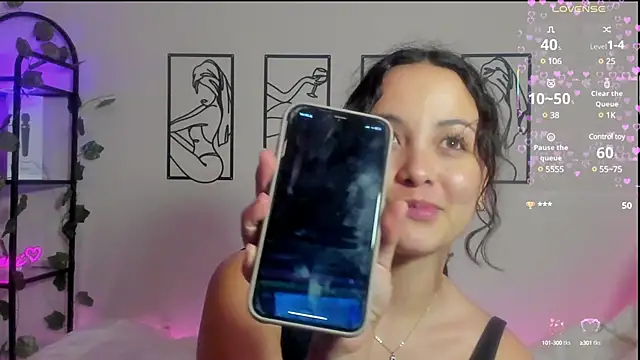 Megan Rodrigo online show from 03.03.25