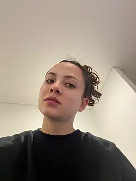 Megan Rodrigo online show from 06.11.26