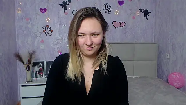 SallyVerda online show from 02.08.25