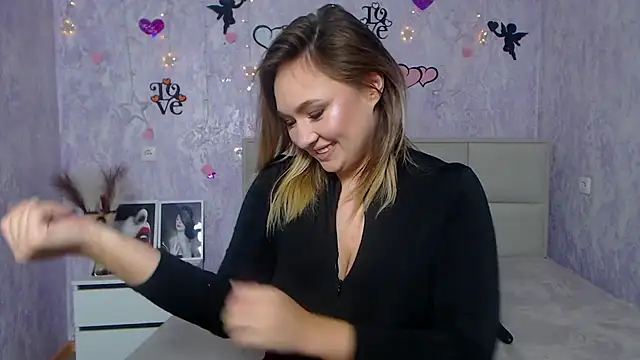 SallyVerda online show from 02.08.25