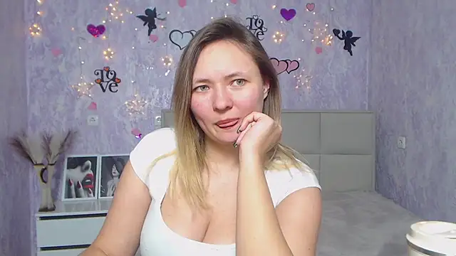 SallyVerda online show from 02.13.25