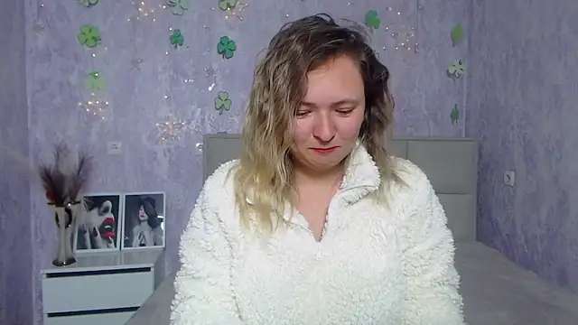 SallyVerda online show from 03.18.25