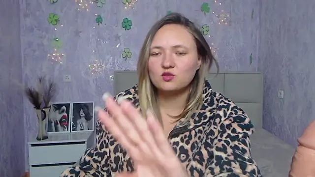 SallyVerda online show from 03.21.25