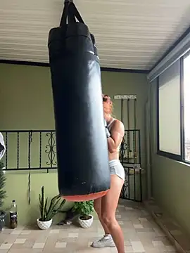 Amber Martins  online show from 02.13.25