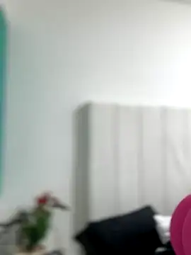 Amber Martins  online show from 10.08.25