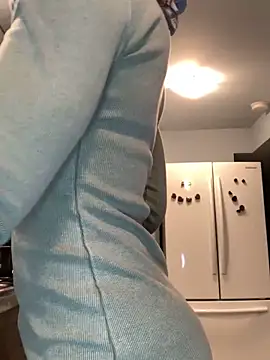 Snapshot of ninaperry777 chatting on 02.20.25 ninaperry777 online show from 02.20.25