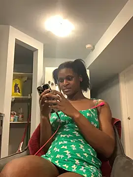 Snapshot of ninaperry777 chatting on 03.07.25 ninaperry777 online show from 03.07.25