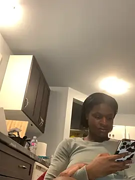 Snapshot of ninaperry777 chatting on 03.16.25 ninaperry777 online show from 03.16.25