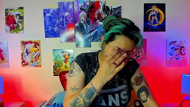 Snapshot of lucky-leah chatting on 01.31.25 lucky-leah online show from 01.31.25