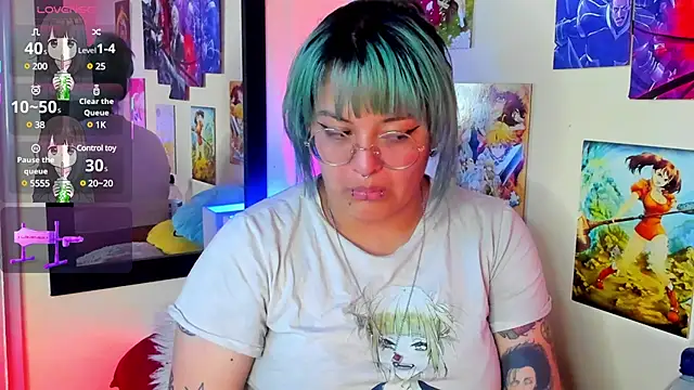 Snapshot of lucky-leah chatting on 02.02.25 lucky-leah online show from 02.02.25