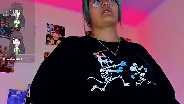 Snapshot of lucky-leah chatting on 02.06.25 lucky-leah online show from 02.06.25