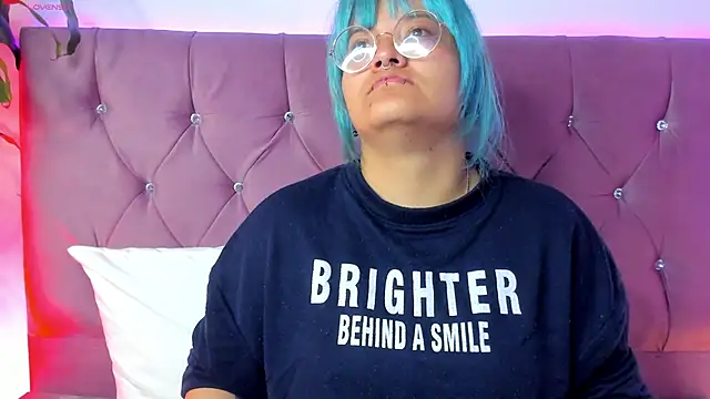 Snapshot of lucky-leah chatting on 02.21.25 lucky-leah online show from 02.21.25