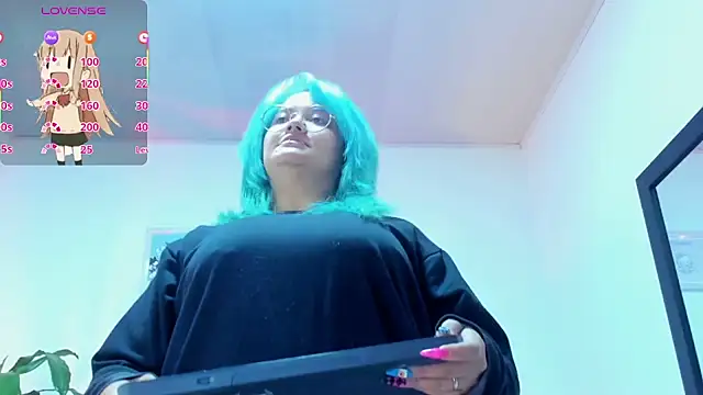 Snapshot of lucky-leah chatting on 03.09.25 lucky-leah online show from 03.09.25