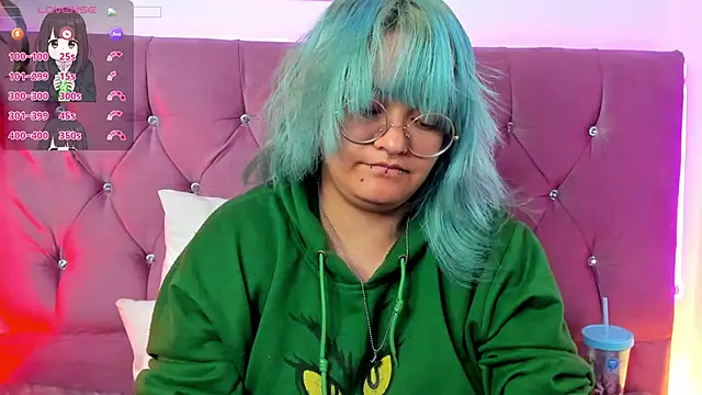 Snapshot of lucky-leah chatting on 03.16.25 lucky-leah online show from 03.16.25