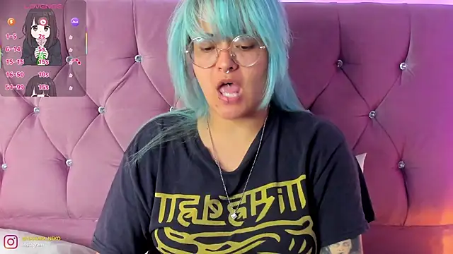 Snapshot of lucky-leah chatting on 03.19.25 lucky-leah online show from 03.19.25