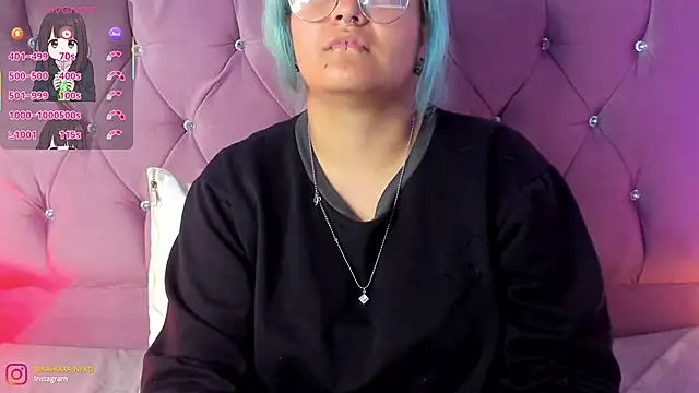 Snapshot of lucky-leah chatting on 03.21.25 lucky-leah online show from 03.21.25