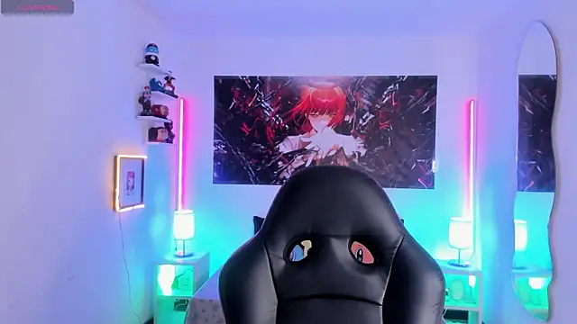 Snapshot of lucky-leah chatting on 11.06.25 lucky-leah online show from 11.06.25